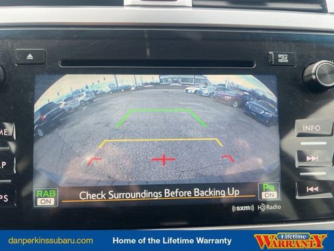 Used 2017 Subaru Outback 2.5i Limited image 17