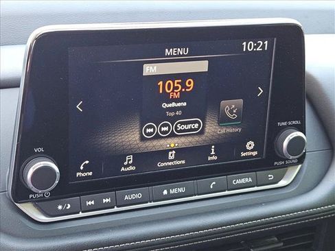 Used 2025 Nissan Rogue S FWD image 22