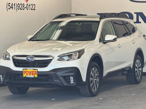 Used 2021 Subaru Outback Premium AWD/4WD image 7