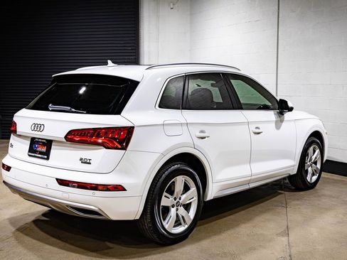 Used 2018 Audi Q5 2.0T Premium Plus w/ Premium Plus Package image 11