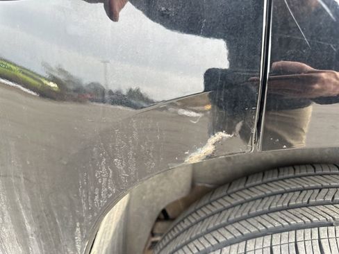 Used 2007 Cadillac Escalade AWD w/ Information Package image 14