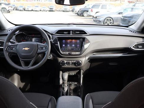 Used 2023 Chevrolet TrailBlazer LT w/ Convenience Package image 36