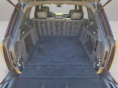 Used 2023 Land Rover Range Rover SE image 14