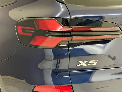 New 2026 BMW X5 sDrive40i w/ M Sport Package image 13