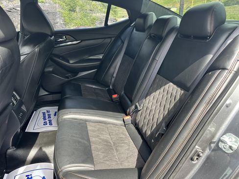 Used 2019 Nissan Maxima SR w/ Premium Package FWD image 22