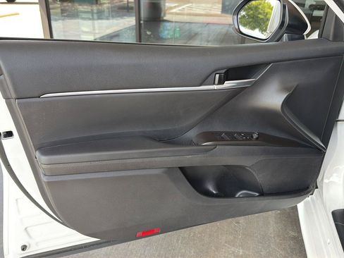 Used 2024 Toyota Camry LE FWD image 17