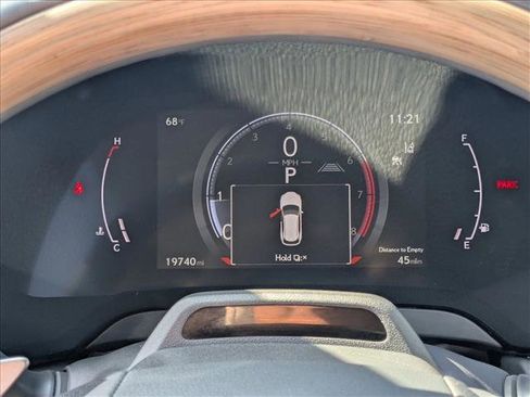 Used 2023 Lexus RX 350 w/ Luxury Package image 10