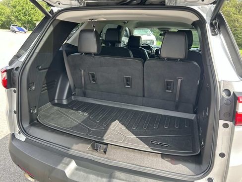 Used 2021 Chevrolet Traverse RS AWD/4WD image 15