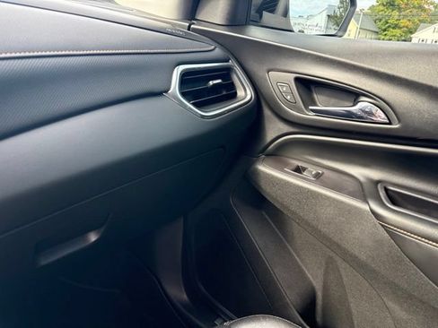 Used 2018 Chevrolet Equinox Premier AWD/4WD image 21