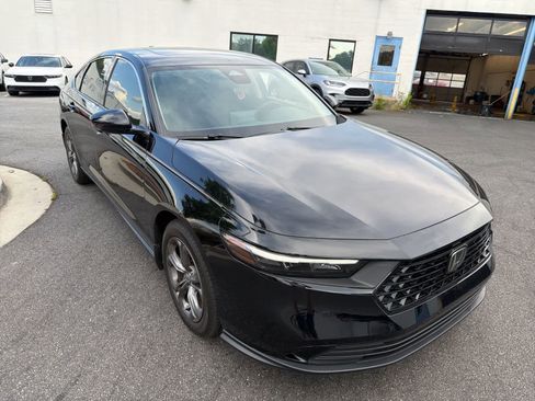 Used 2024 Honda Accord EX image 15