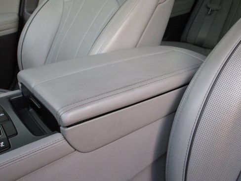 Used 2015 Hyundai Genesis 3.8 w/ Option Group 04 image 22