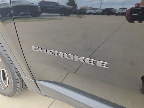 New 2026 Jeep Cherokee Laredo AWD/4WD image 10