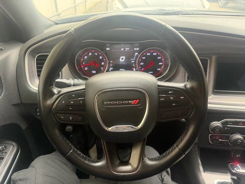 Used 2022 Dodge Charger SXT w/ Leather Interior Group RWD image 12
