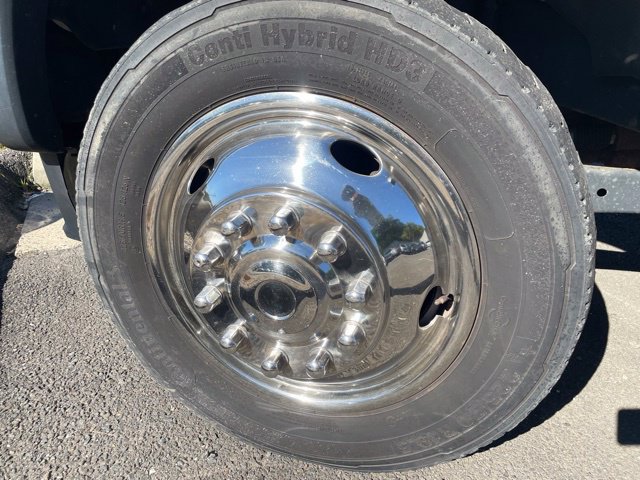 Used 2021 Ford F550 4x4 Regular Cab Super Duty image 10
