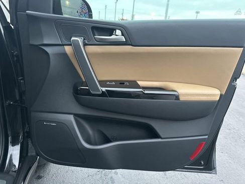 Used 2021 Kia Sportage SX image 20