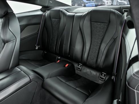 Used 2022 BMW M8 Competition w/ M Carbon Exterior Package AWD/4WD image 24