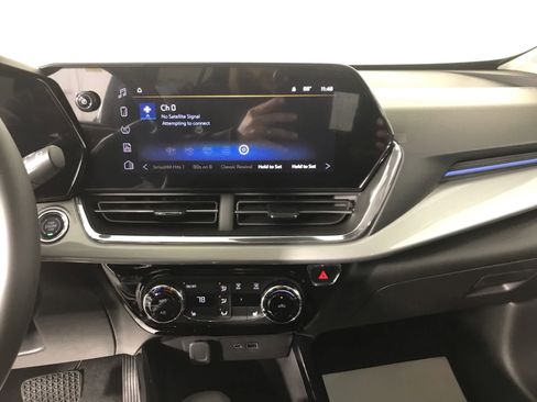 New 2026 Chevrolet Trax LT image 27