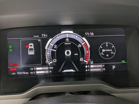 Used 2022 Toyota Tundra Platinum w/ Advanced Package AWD/4WD image 23