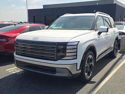 New 2026 Hyundai Palisade Limited FWD image 3