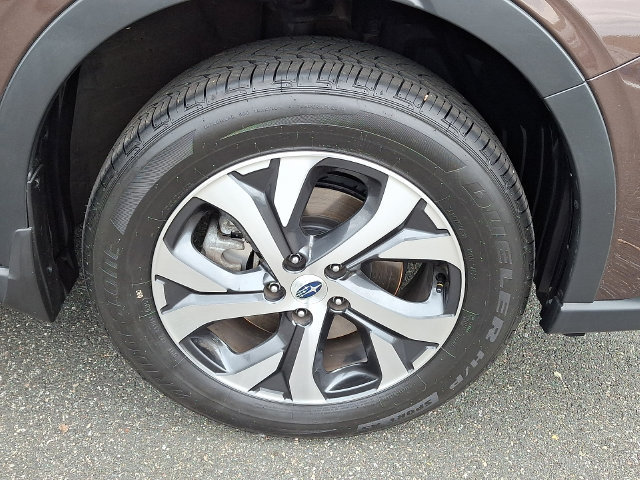 Used 2022 Subaru Outback Touring AWD/4WD image 8