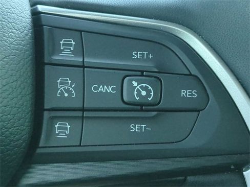 Used 2024 Jeep Grand Cherokee Altitude image 26