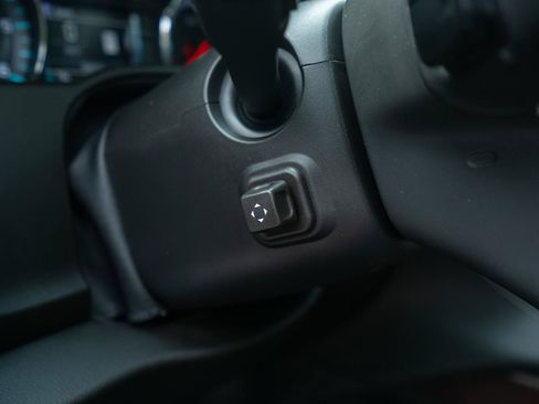 Used 2019 GMC Yukon XL SLT AWD/4WD image 19