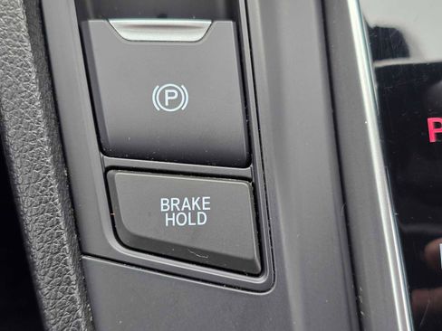 Used 2019 Honda CR-V Touring image 32