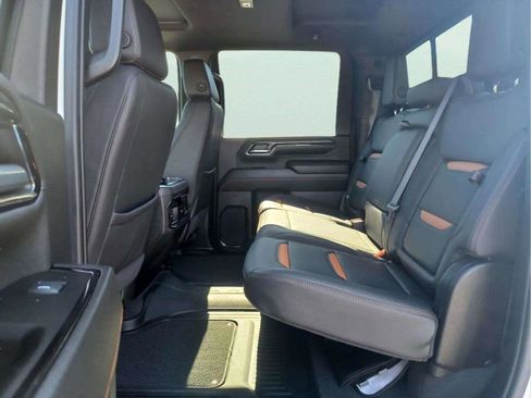 Used 2024 GMC Sierra 2500 4x4 Crew Cab AT4 w/ AT4 Premium Plus Package image 11