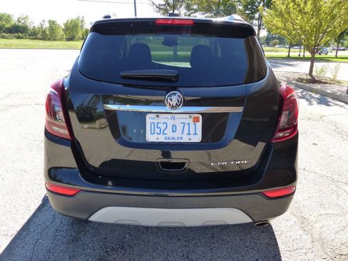 Used 2020 Buick Encore Preferred w/ Safety Package FWD image 8