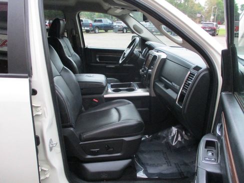 Used 2016 RAM 1500 Laramie w/ Convenience Group AWD/4WD image 27