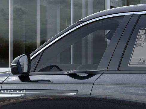 New 2026 Lincoln Nautilus Premier image 20