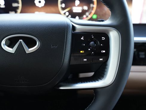 New 2026 INFINITI QX80 Luxe w/ Cargo Package RWD image 11