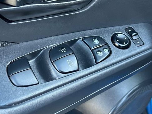Certified 2025 Nissan Kicks Play S FWD image 12