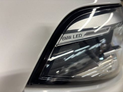 Used 2021 BMW X5 xDrive40i w/ M Sport Package AWD/4WD image 24