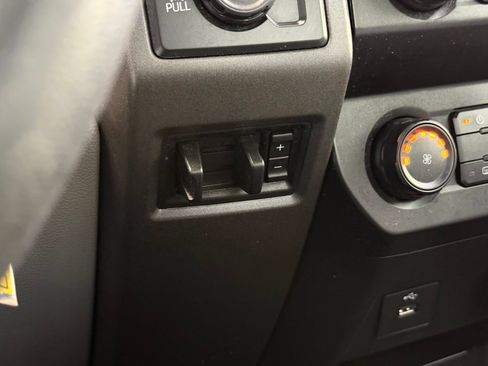 Used 2022 Ford F350 XL w/ Power Equipment Group AWD/4WD image 37