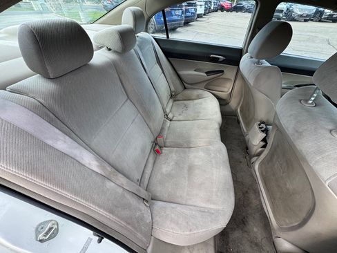 Used 2010 Honda Civic LX image 17