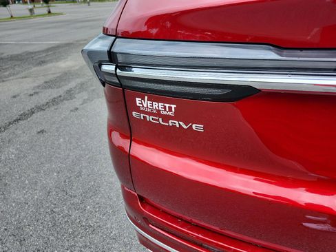 New 2025 Buick Enclave Avenir w/ Super Cruise Package image 4