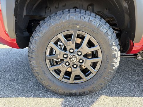 New 2026 Toyota 4Runner SR5 image 17