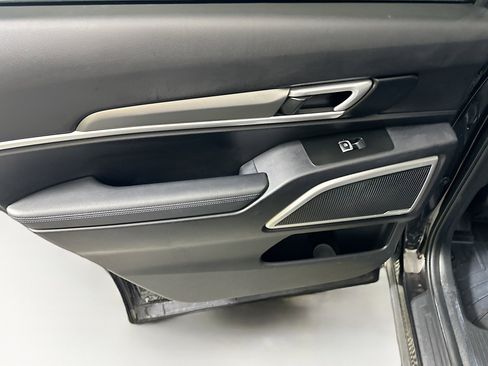 Used 2021 Kia Telluride S image 25