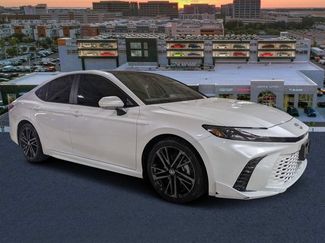 Used 2025 Toyota Camry XSE FWD video 1