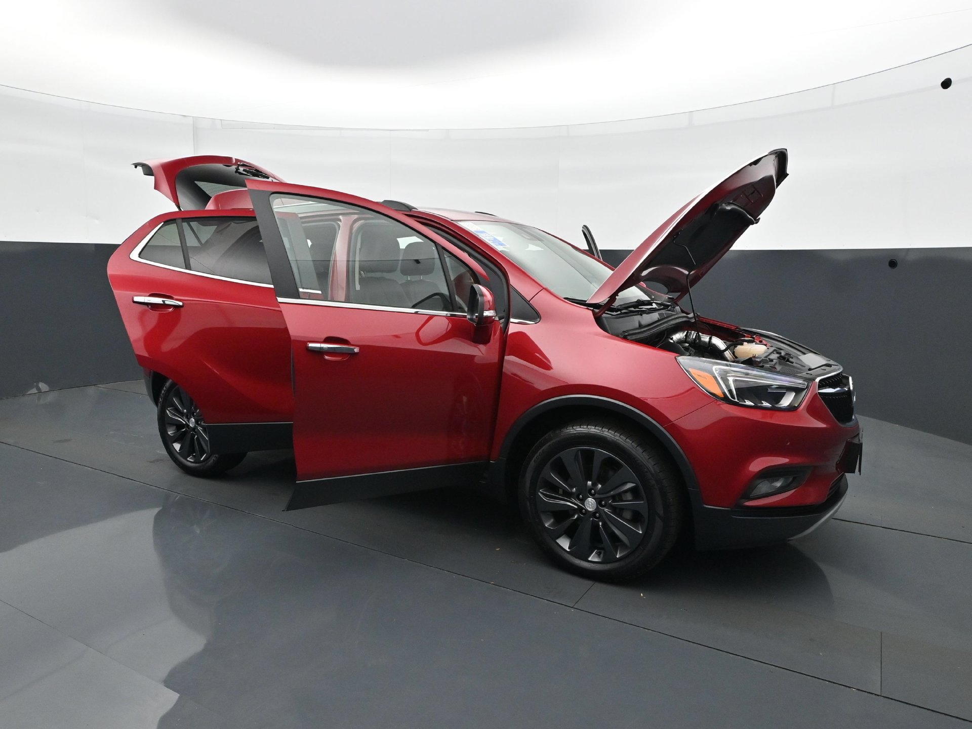 Used 2019 Buick Encore Essence w/ Safety Package II AWD/4WD image 37