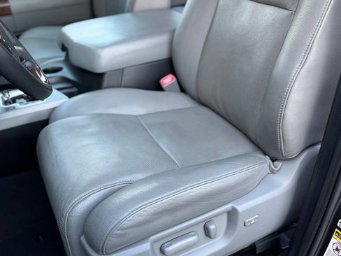 Used 2012 Toyota Tundra Limited w/ Platinum Pkg image 37