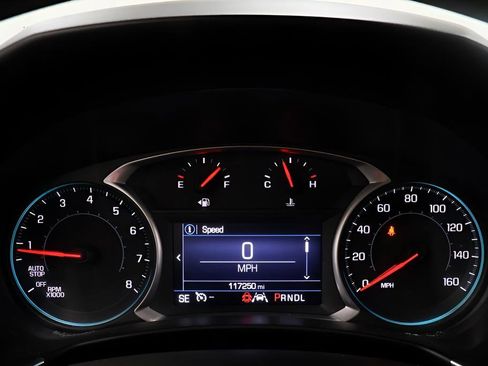 Used 2021 Chevrolet Equinox LT image 12