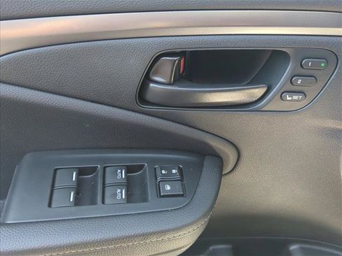 Used 2023 Honda Passport EX-L image 10