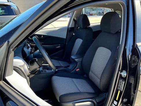 Used 2021 Hyundai Kona SEL FWD image 8