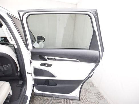 Used 2021 Kia Telluride S image 13