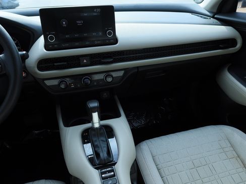 Certified 2024 Honda HR-V LX image 15