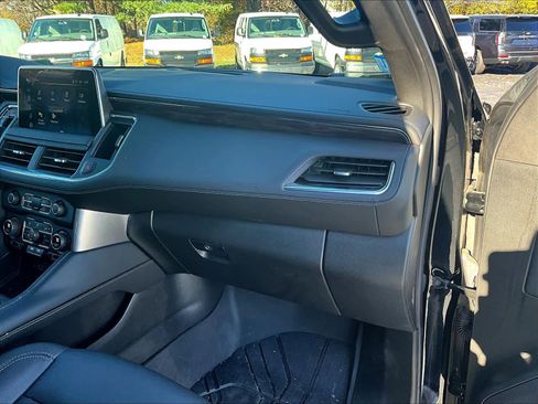 Used 2024 Chevrolet Tahoe Z71 w/ Luxury Package image 13