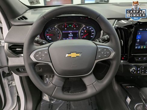 Used 2023 Chevrolet Traverse LT AWD/4WD image 22