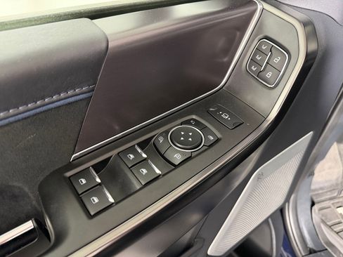 Used 2024 Ford F150 Platinum w/ Equipment Group 702A High image 10